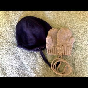 Hanna Andersson XS baby knit hat and mittens set